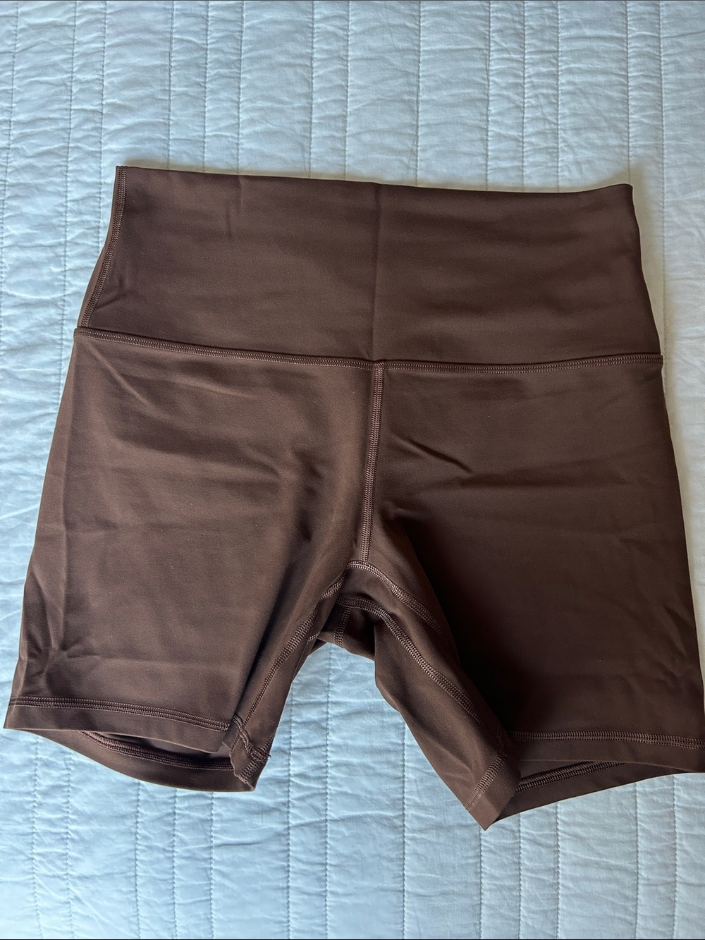 Lululemon align 6” shorts size 8, brown